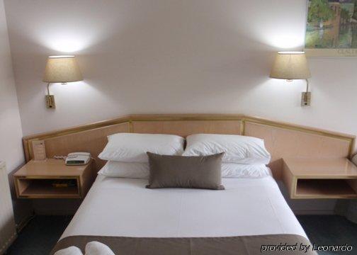 Moe Parklands Motel Habitación foto